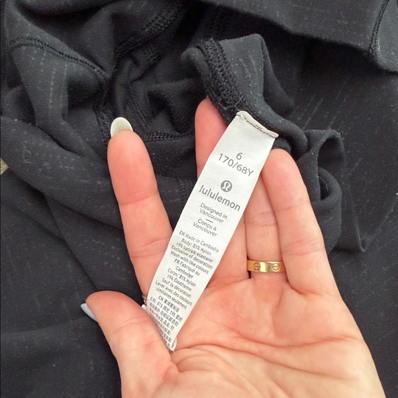 Lululemon Black High-Waisted Leggings 6 - Picture 2 of 6
